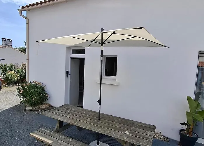 Small Family Holiday home *